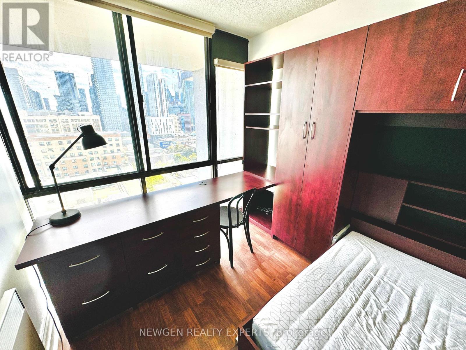 14f - 86 Gerrard Street E, Toronto, Ontario  M5B 2J1 - Photo 17 - C13229356