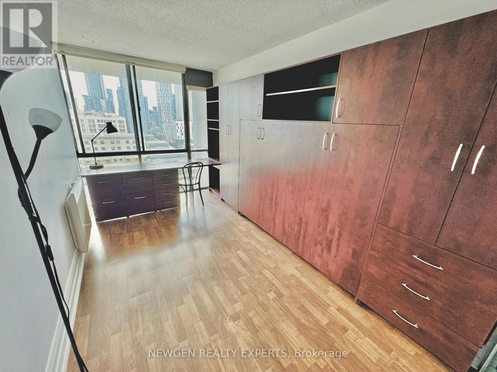 14f - 86 Gerrard Street E, Toronto, Ontario  M5B 2J1 - Photo 16 - C13229356