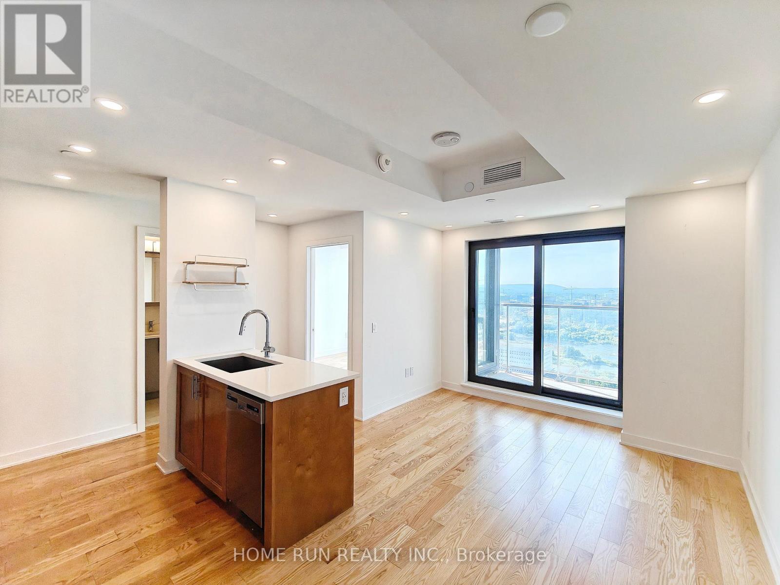 2502 - 340 Queen Street, Ottawa, Ontario  K1R 0G1 - Photo 3 - X13429588