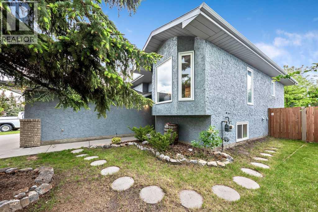 92 Waterstone Crescent Se, Airdrie, Alberta  T4B 2E5 - Photo 3 - A2319679