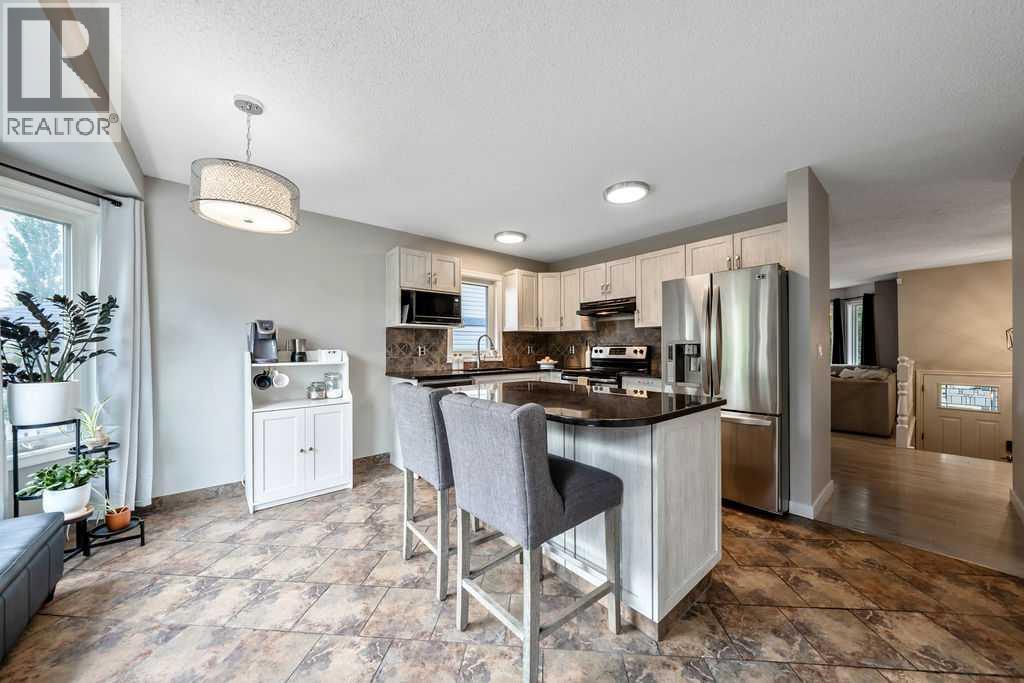 92 Waterstone Crescent Se, Airdrie, Alberta  T4B 2E5 - Photo 11 - A2319679