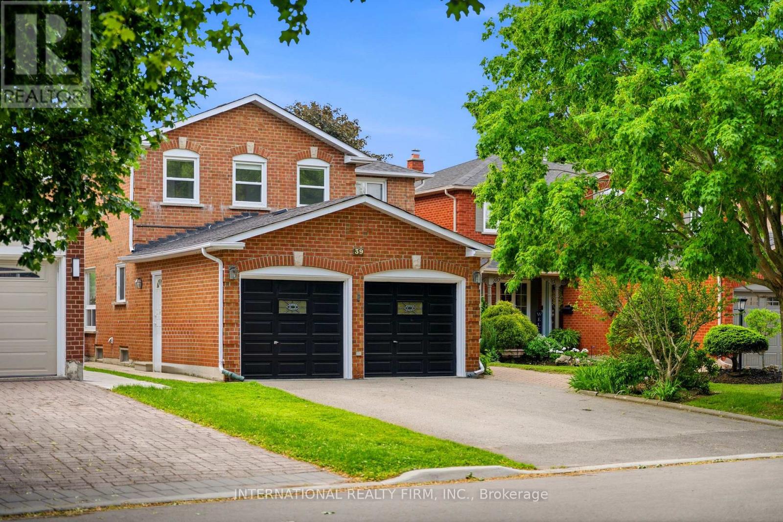 39 COUPERTHWAITE CRESCENT, Markham, Ontario