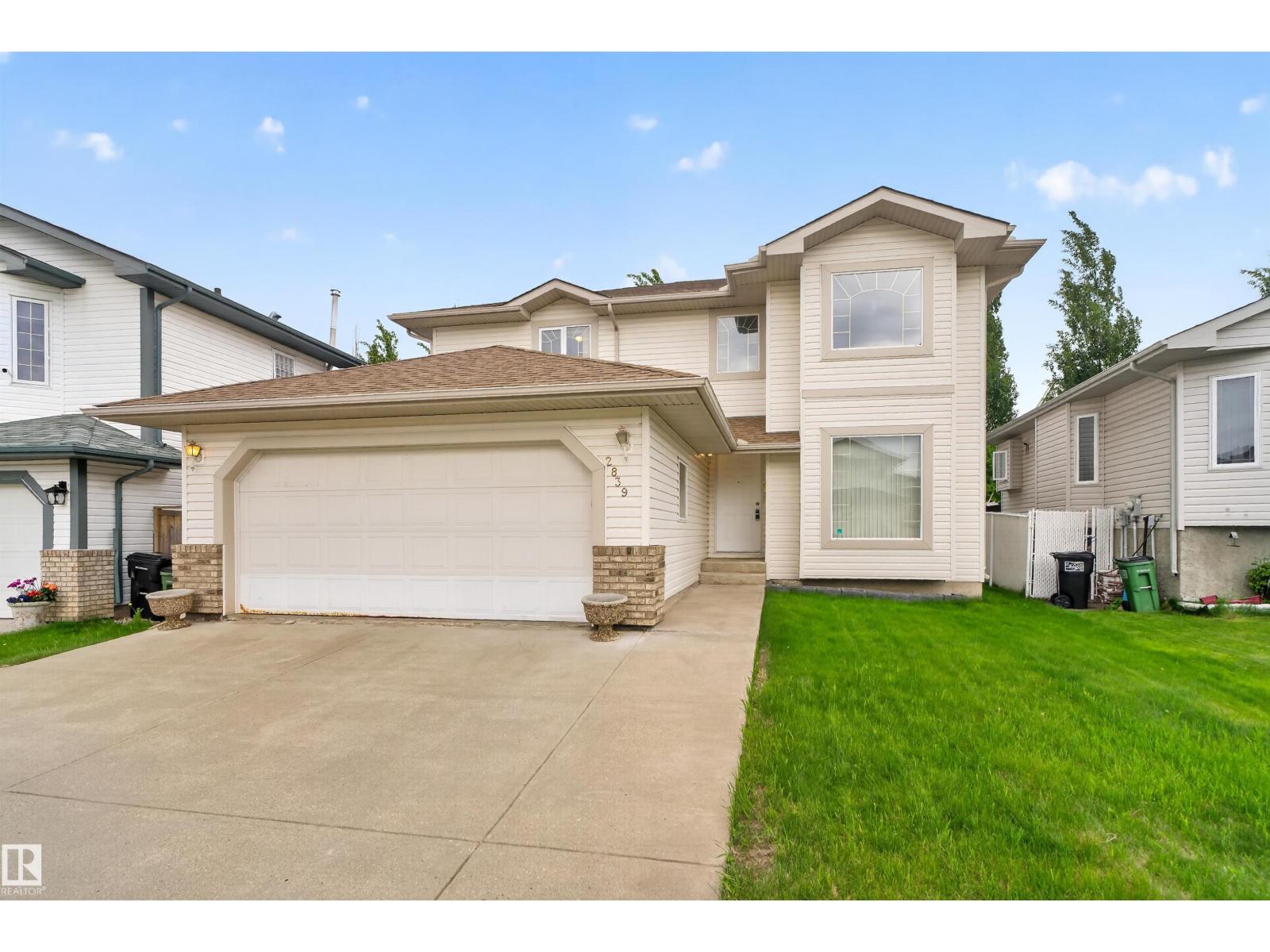 2839 151a Av NW, Edmonton, Alberta  T5Y 2T7 - Photo 2 - E4492936