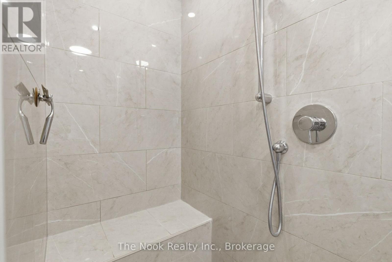 729 Sundance Circle, Oshawa, Ontario  L1J 8N9 - Photo 25 - E13429714
