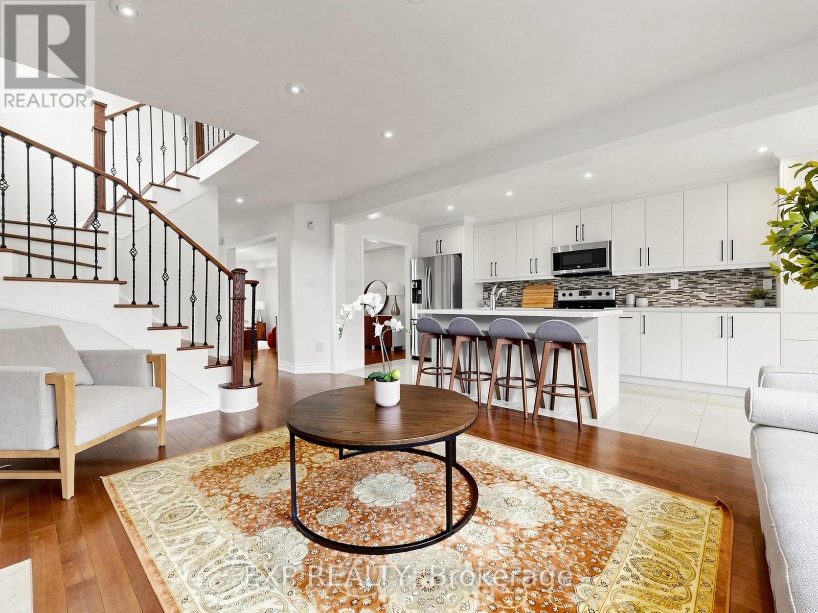 64 Leno Mills Avenue, Richmond Hill, Ontario  L4S 1C3 - Photo 9 - N13429694