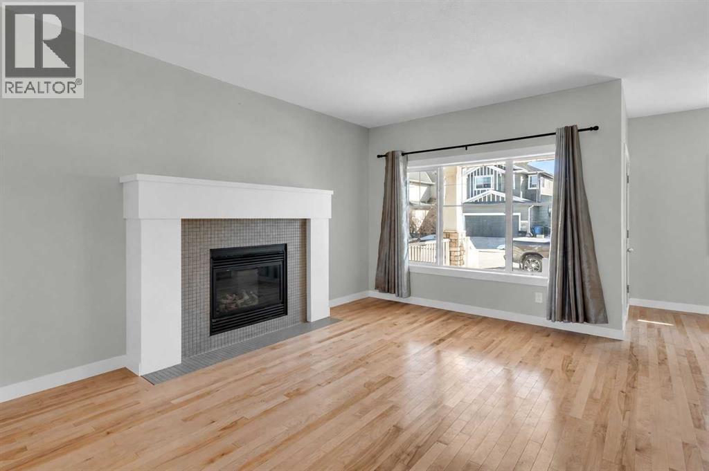 24 Royal Birch Park Nw, Calgary, Alberta  T3G 0B8 - Photo 4 - A2319616