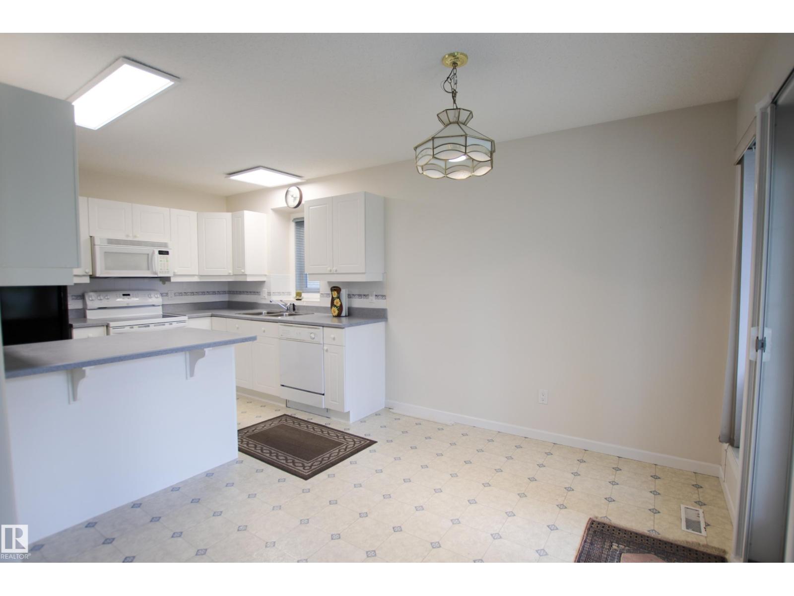 #3 9420 172 St NW, Edmonton, Alberta  T5T 6K1 - Photo 6 - E4492939