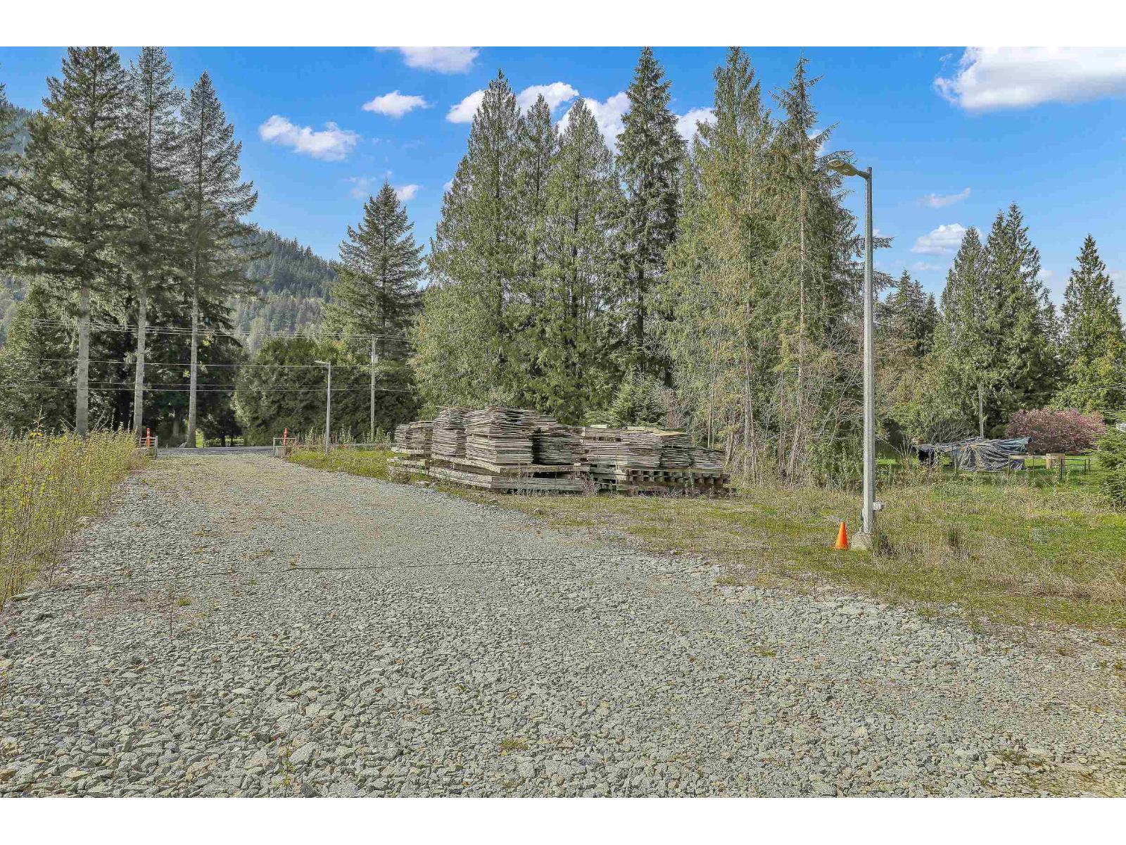 13028 Stave Lake Road, Mission, British Columbia  V2V 0A7 - Photo 22 - R3134485