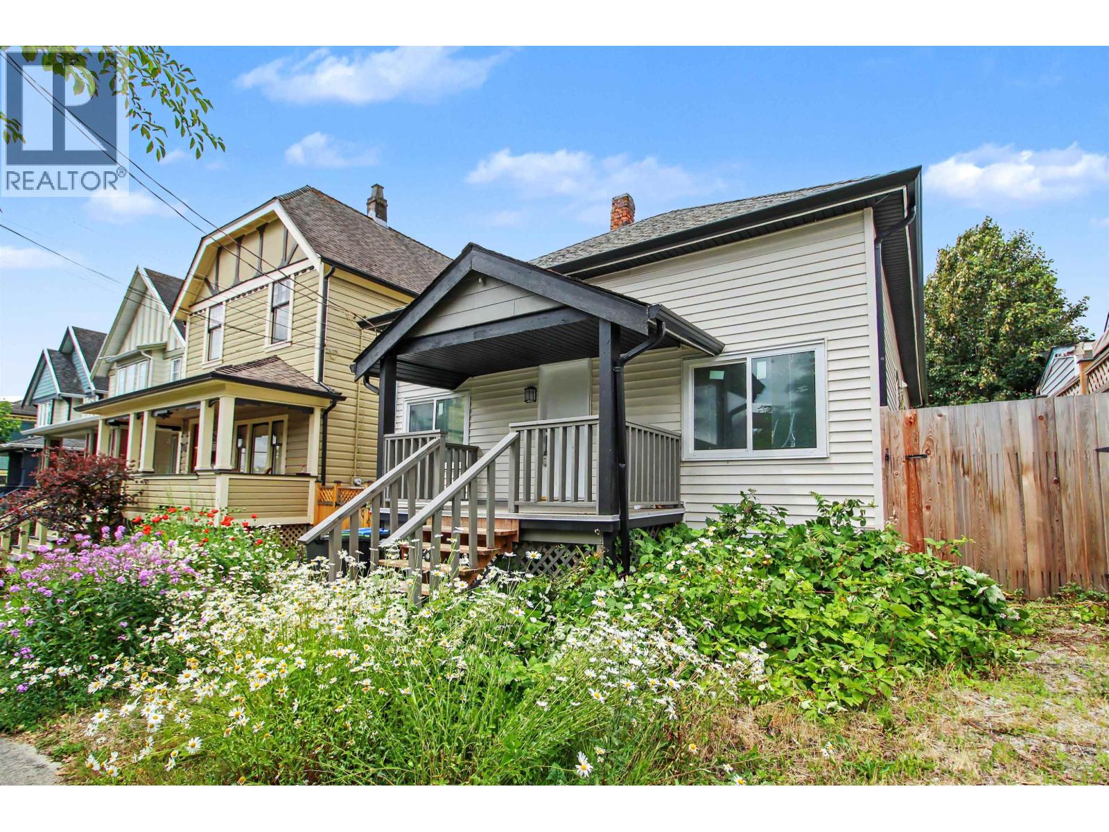805 Milton Street, New Westminster, British Columbia  V3M 1M9 - Photo 3 - R3131913