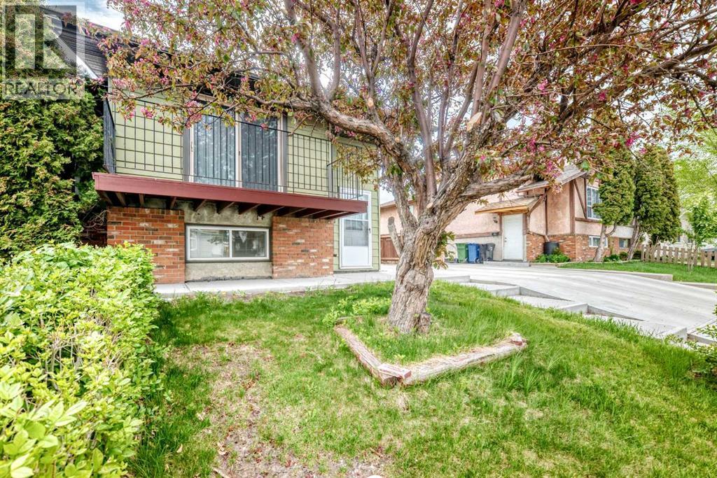 4218 38 Street Ne, Calgary, Alberta  T1Y 5S7 - Photo 2 - A2320020