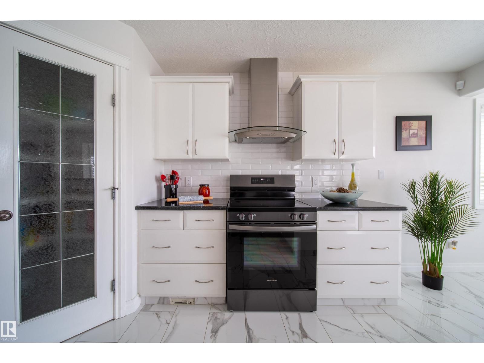 468 Klarvatten Lake Wd NW NW, Edmonton, Alberta  T5Z 3C2 - Photo 24 - E4492941