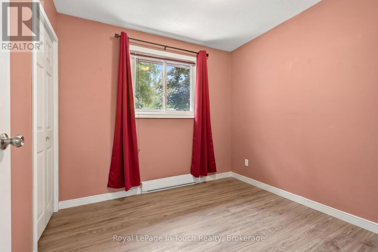 679 Simcoe Avenue, Tay, Ontario  L0K 1R0 - Photo 13 - S13429840
