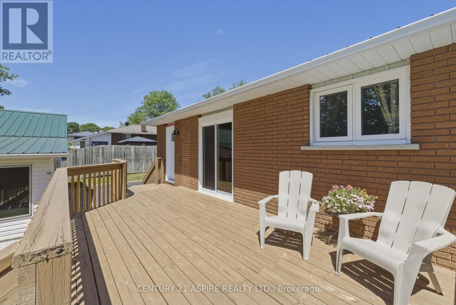 46 Cook Street, Laurentian Hills, Ontario  K0J 1J0 - Photo 14 - X13429814