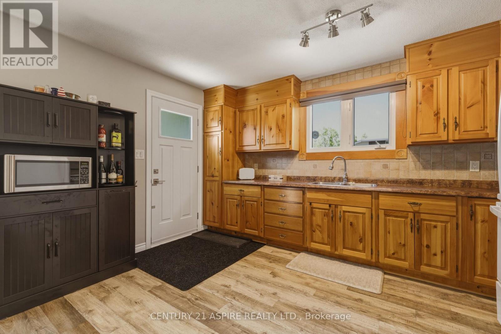 46 Cook Street, Laurentian Hills, Ontario  K0J 1J0 - Photo 15 - X13429814