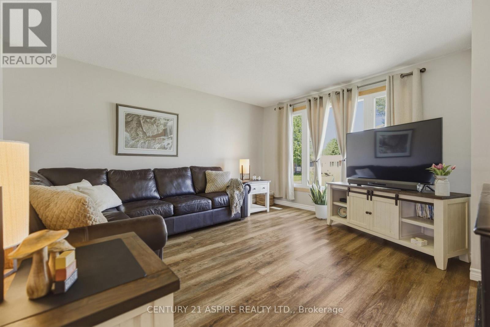 46 Cook Street, Laurentian Hills, Ontario  K0J 1J0 - Photo 22 - X13429814