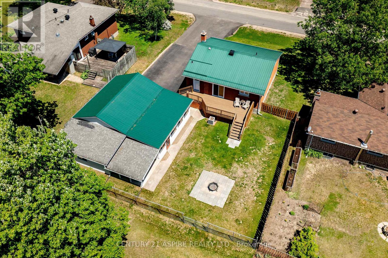46 Cook Street, Laurentian Hills, Ontario  K0J 1J0 - Photo 46 - X13429814