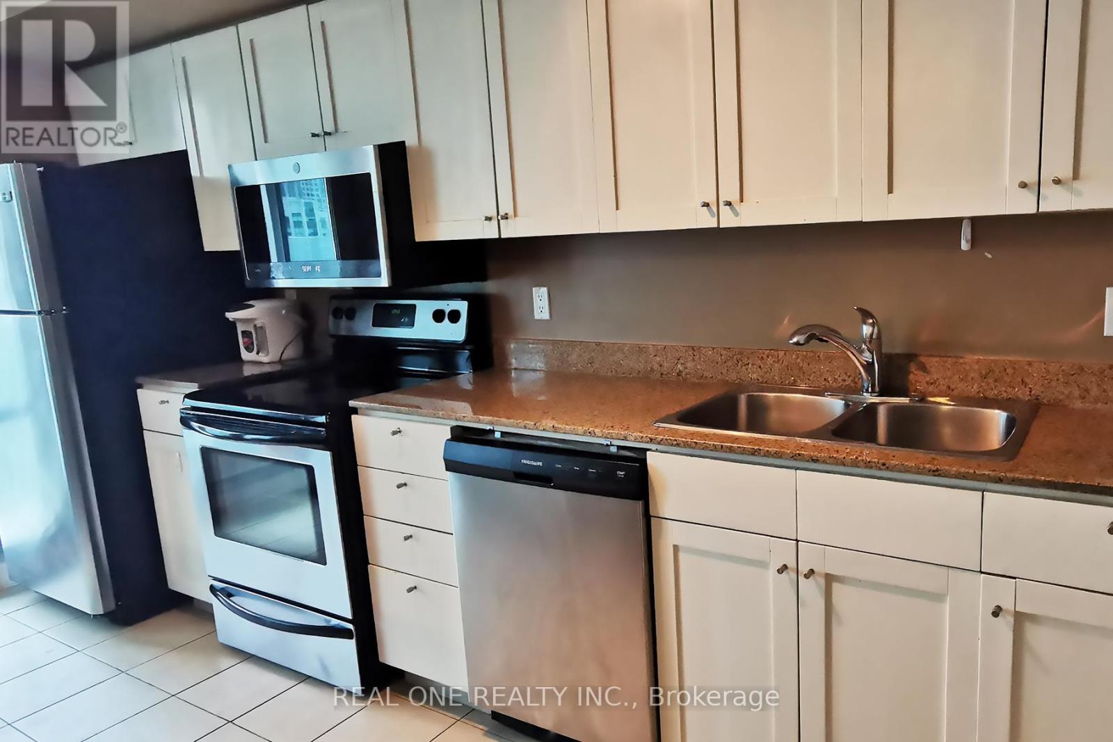 810 - 81 Navy Wharf Court, Toronto, Ontario  M5V 3S2 - Photo 21 - C13045656