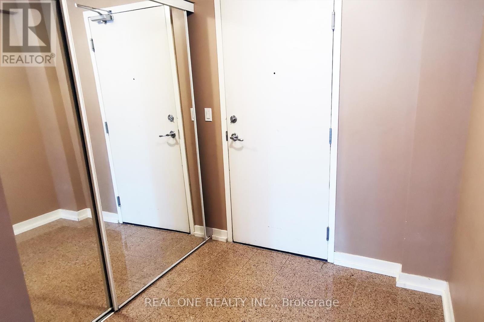 810 - 81 Navy Wharf Court, Toronto, Ontario  M5V 3S2 - Photo 15 - C13045656