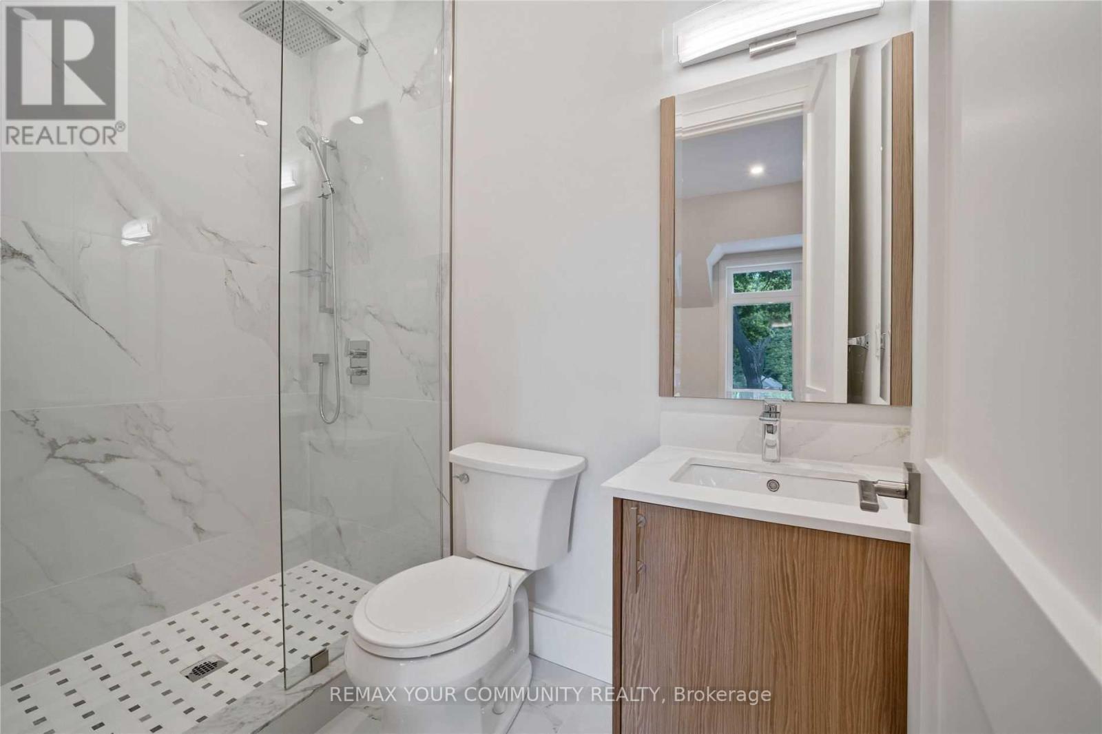 116 Park Home Avenue, Toronto, Ontario  M2N 1W8 - Photo 28 - C13234388