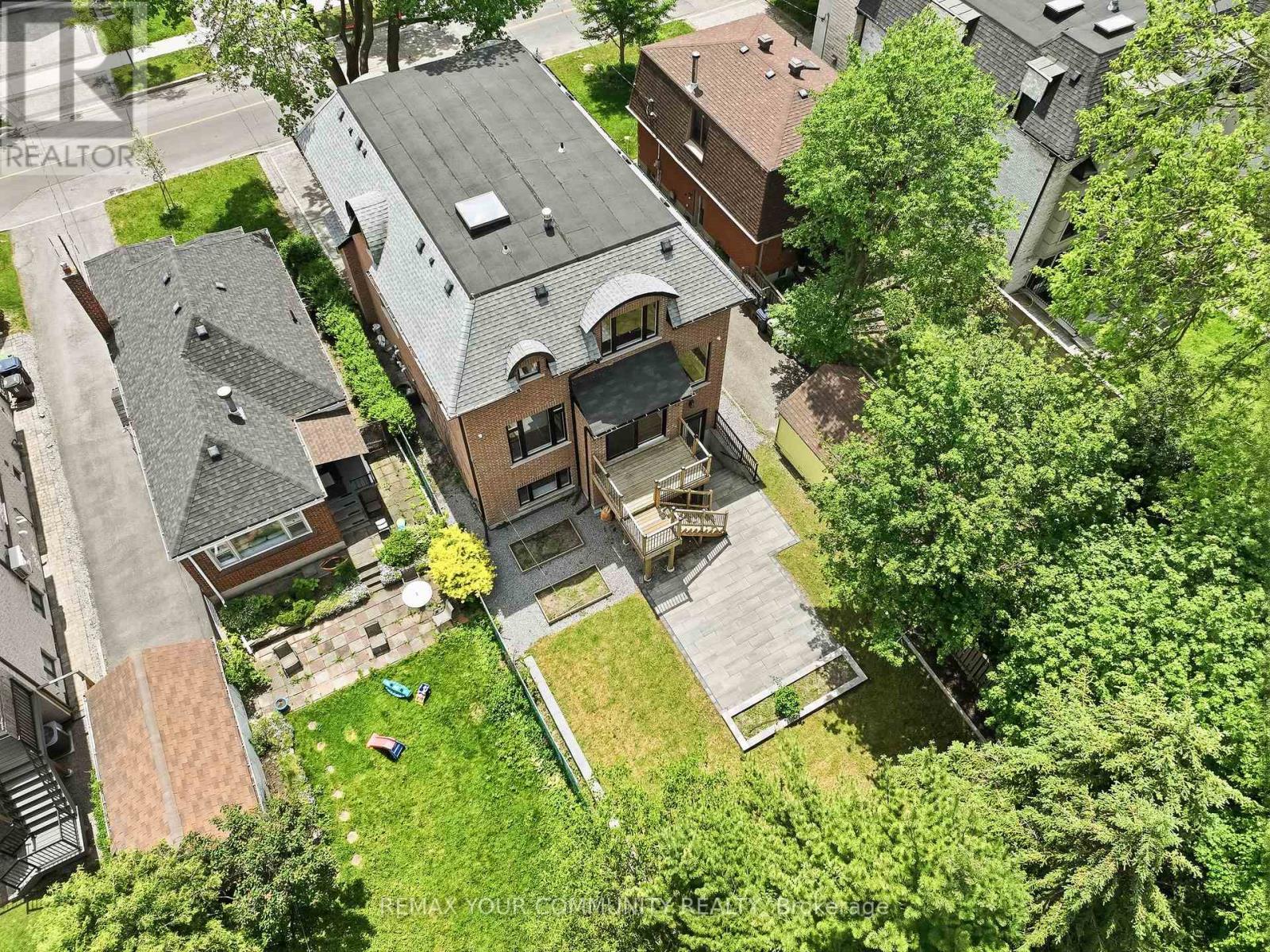 116 Park Home Avenue, Toronto, Ontario  M2N 1W8 - Photo 38 - C13234388