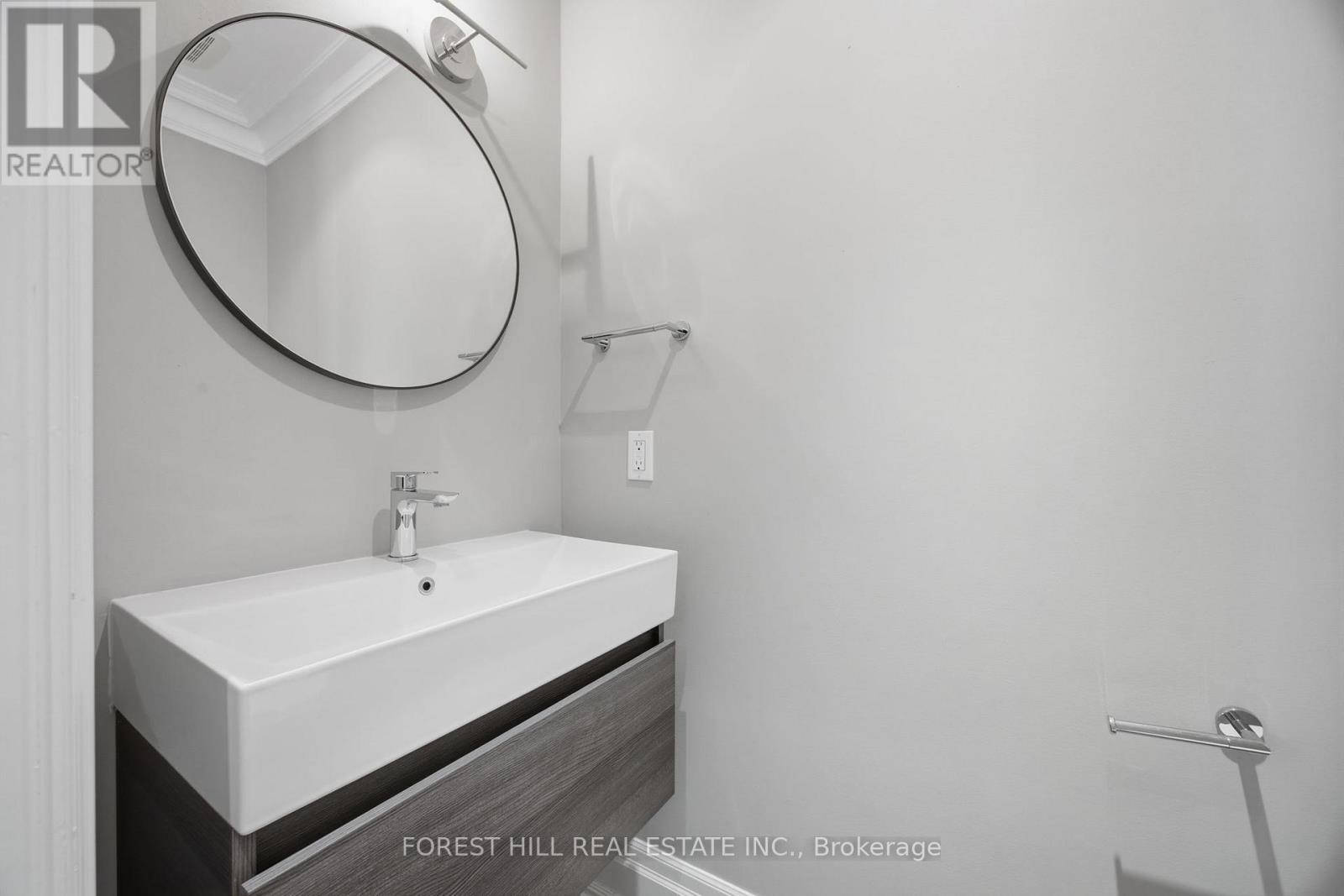 52 Shaftesbury Avenue, Toronto, Ontario  M4T 1A2 - Photo 19 - C13415158