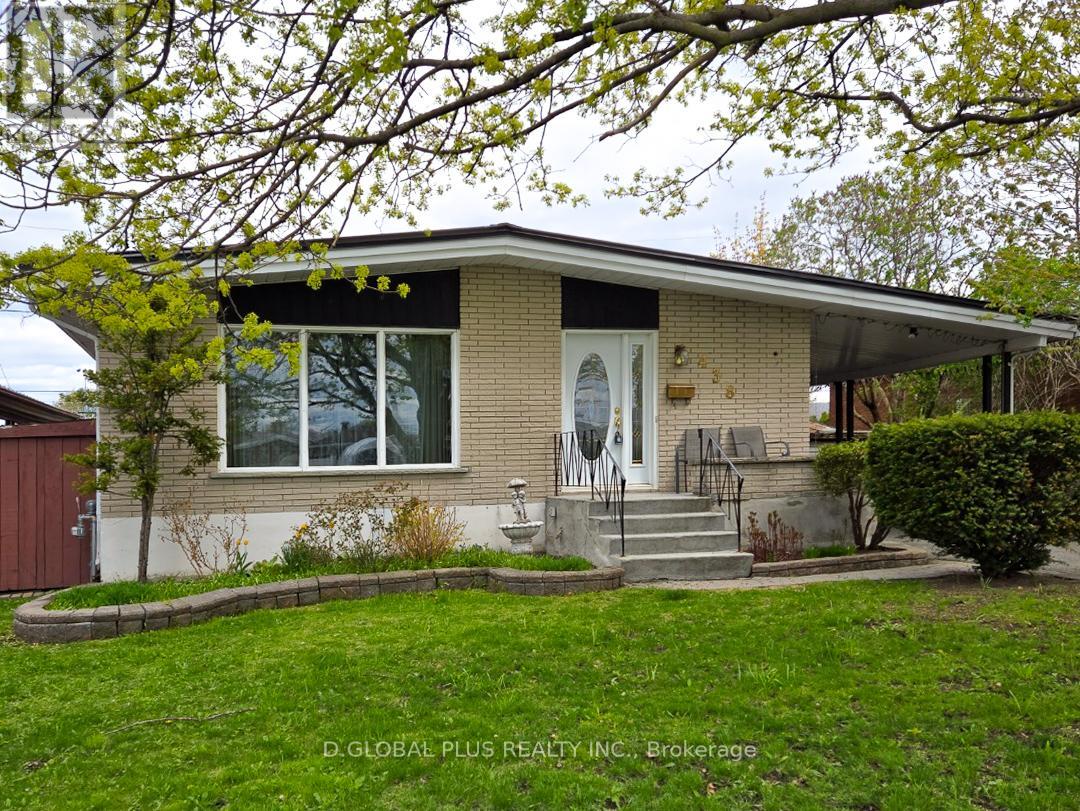 438 BEACH AVENUE, Cornwall, Ontario