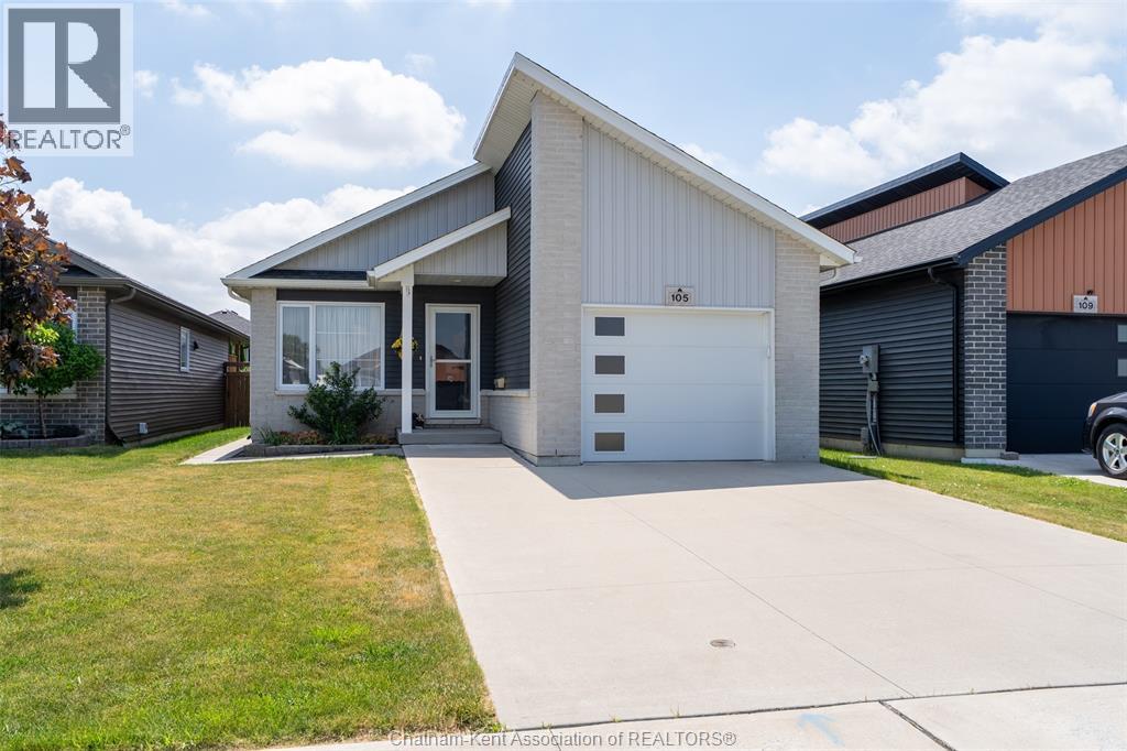105 Moonstone Crescent, Chatham, Ontario  N7M 0S1 - Photo 2 - 26012818