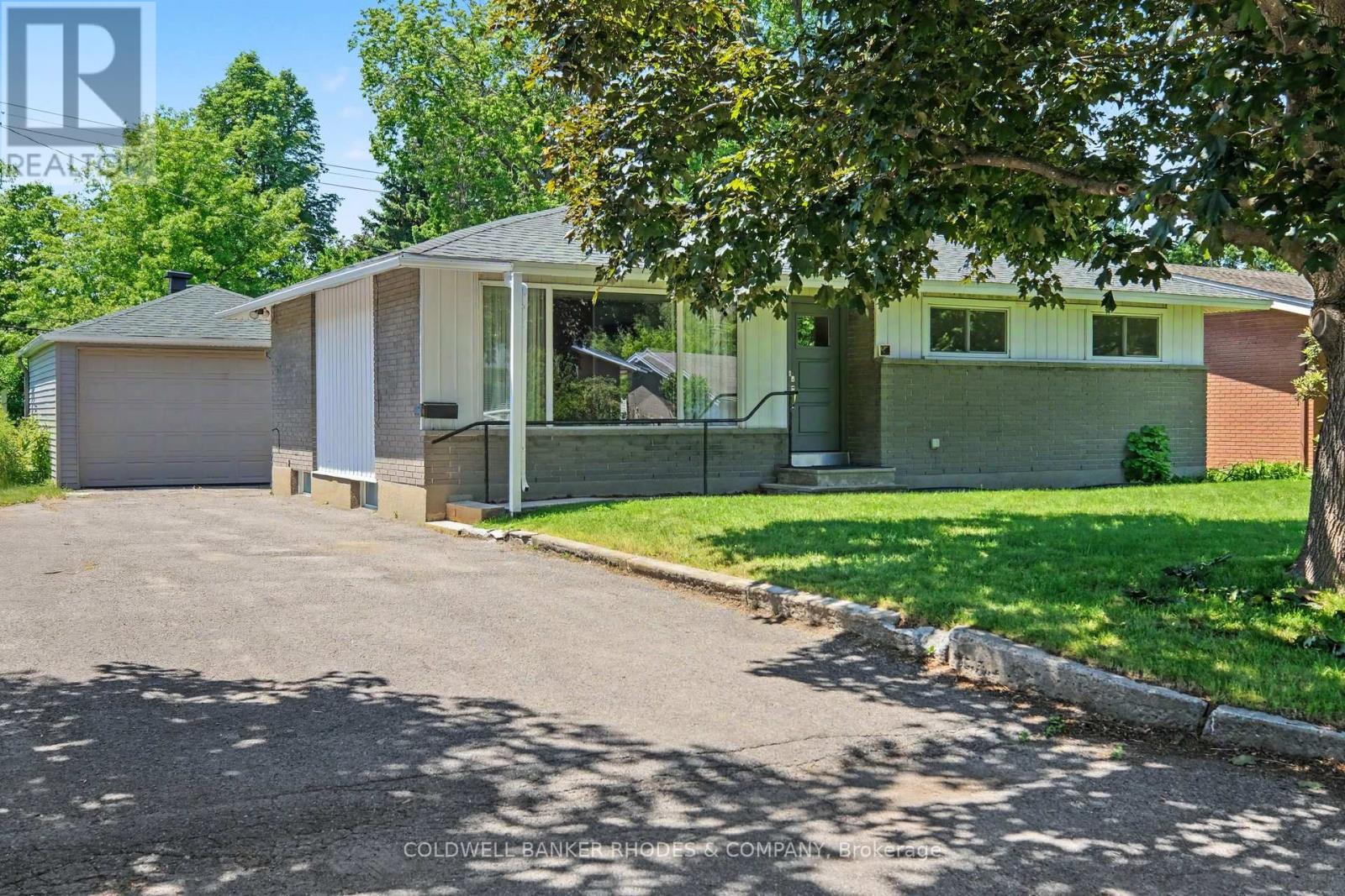 Property Listing: 1172 Parkway Drive, Ottawa, Ontario