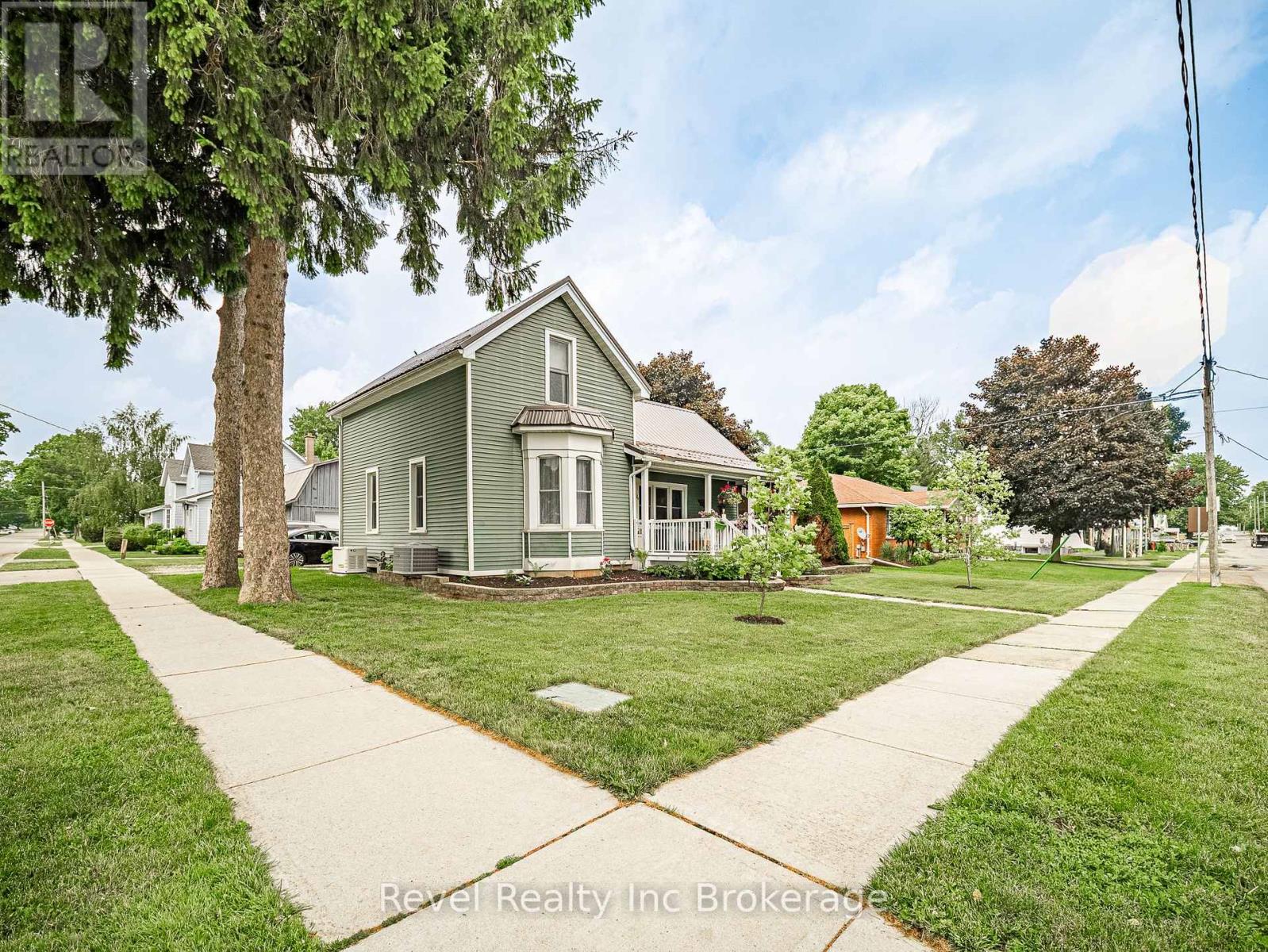 14 South Court Street W, Norwich, Ontario  N0J 1P0 - Photo 2 - X13429876