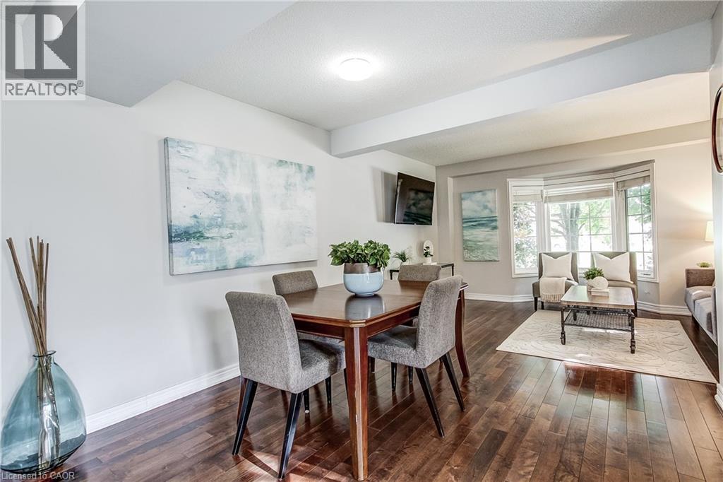 1749 Creek Way, Burlington, Ontario  L7L 7E1 - Photo 7 - 40837625