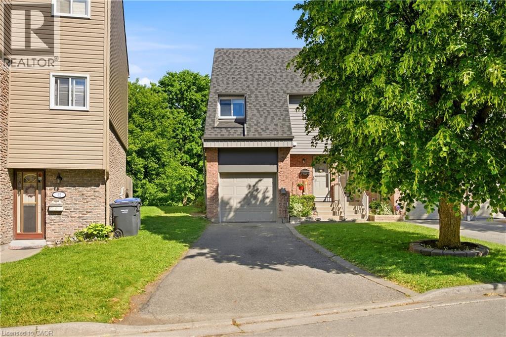 33 Tara Park Crescent, Brampton, Ontario  L6V 3E3 - Photo 2 - 40834908