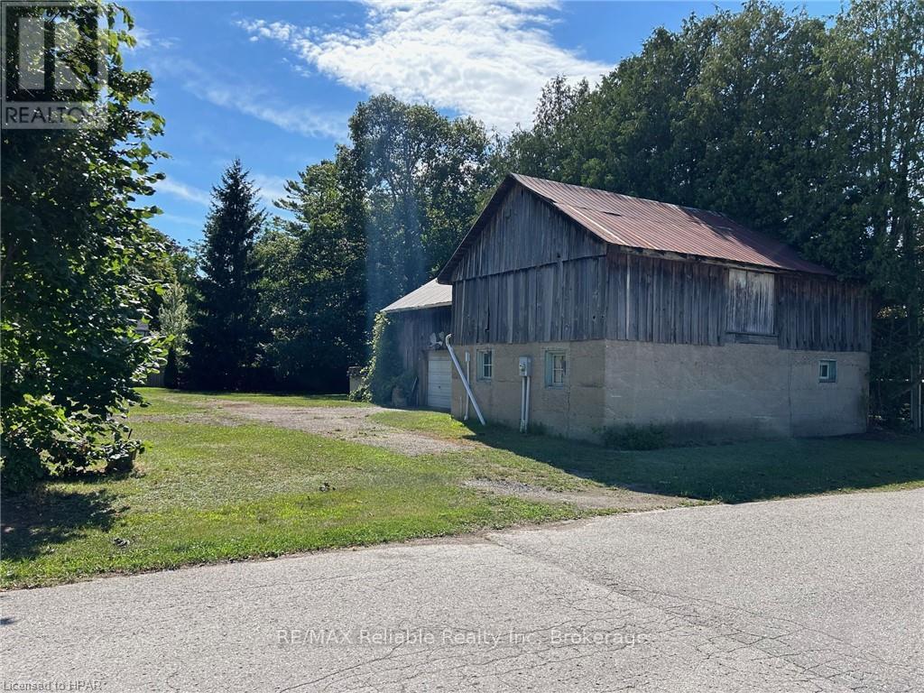 1 William Street, Bluewater, Ontario N0M 1G0 - Photo 2 - X13429878
