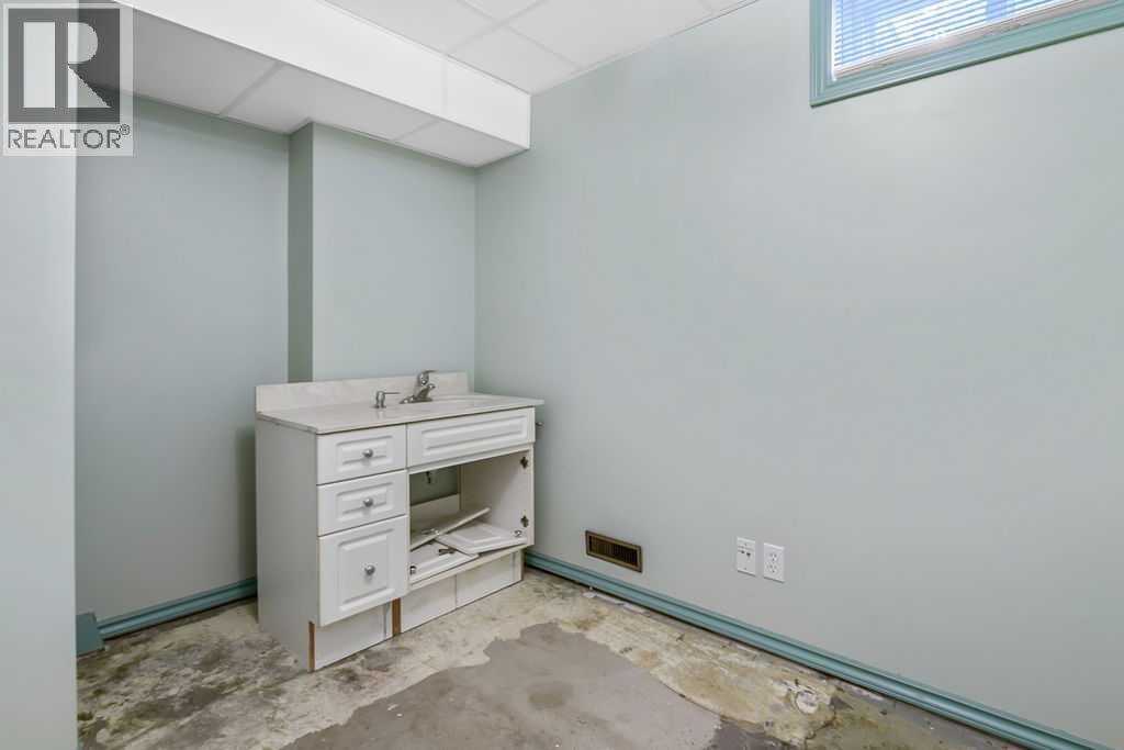 1007 Mackid Road Ne, Calgary, Alberta  T2E 6A8 - Photo 30 - A2311948