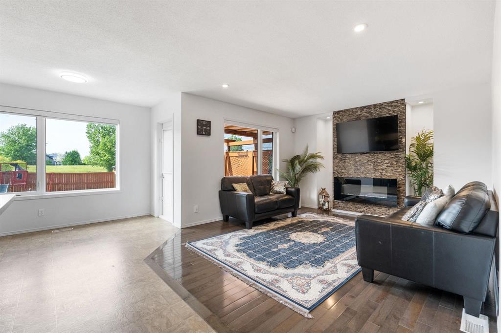 107 Nordstrom Drive, Winnipeg, Manitoba  R3X 0A7 - Photo 5 - 202613145
