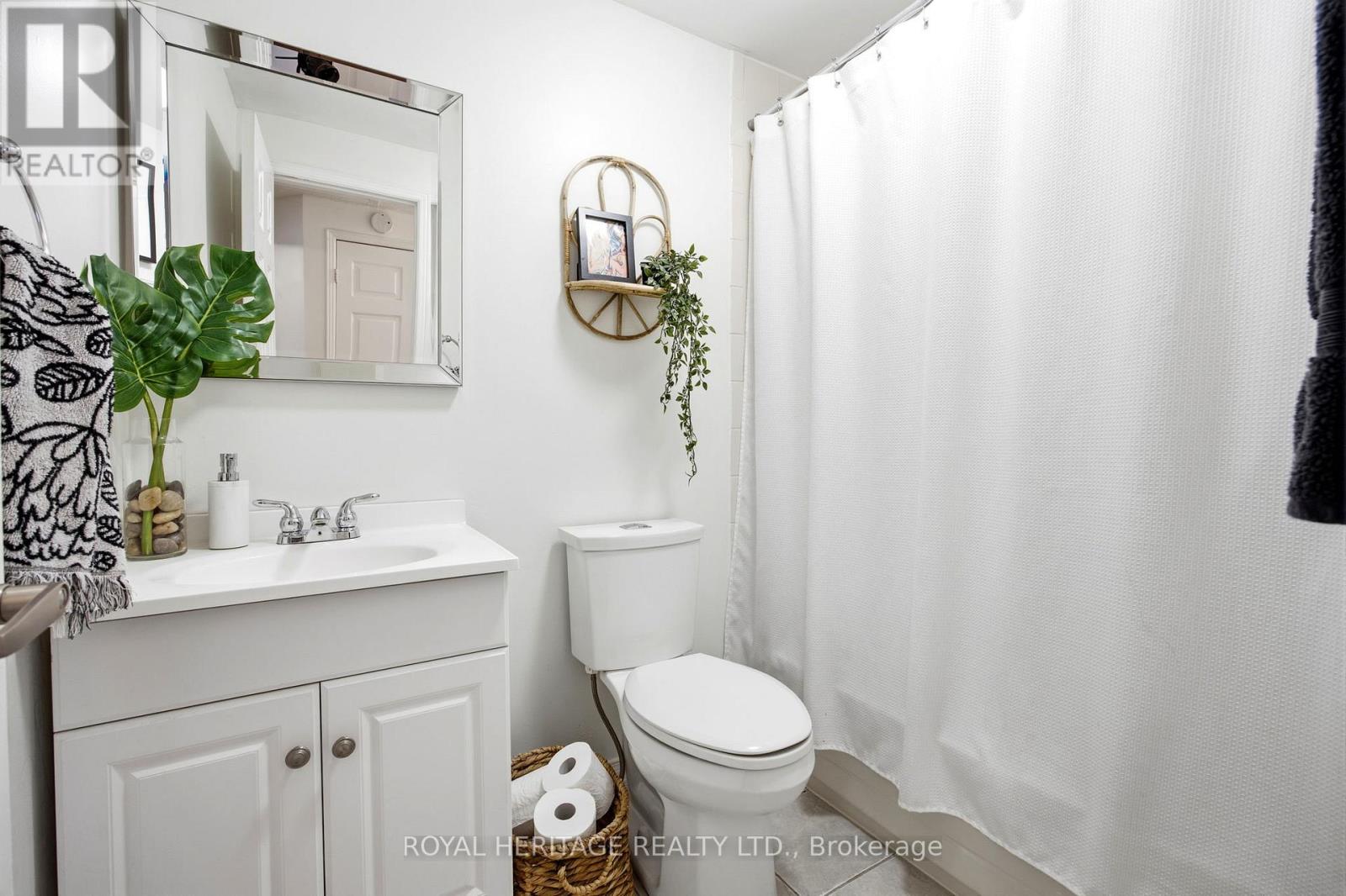 27 Heaver Drive, Whitby, Ontario  L1N 8X2 - Photo 26 - E13429850
