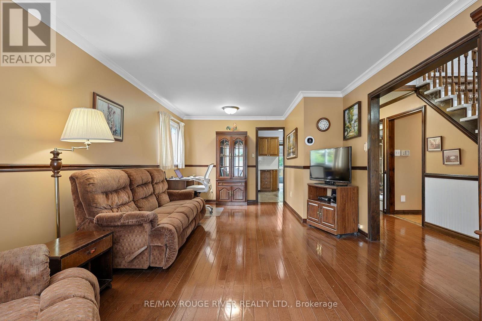 64 Burden Crescent, Ajax, Ontario  L1S 3T8 - Photo 13 - E13429864