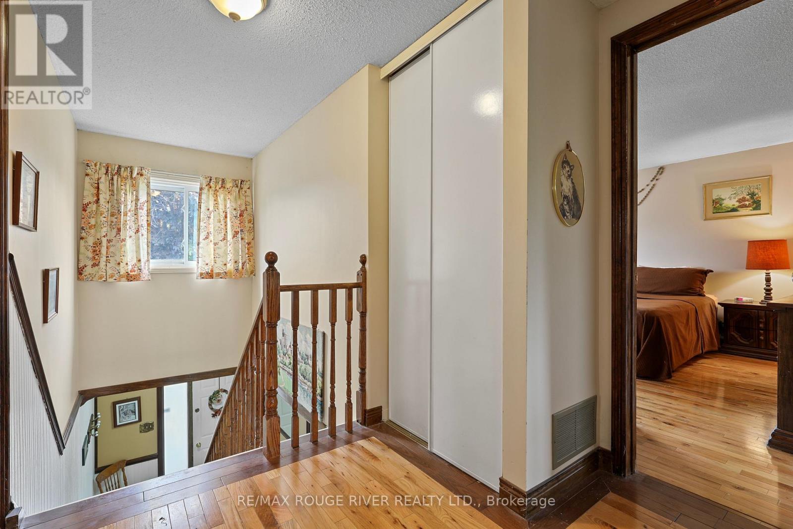 64 Burden Crescent, Ajax, Ontario  L1S 3T8 - Photo 19 - E13429864