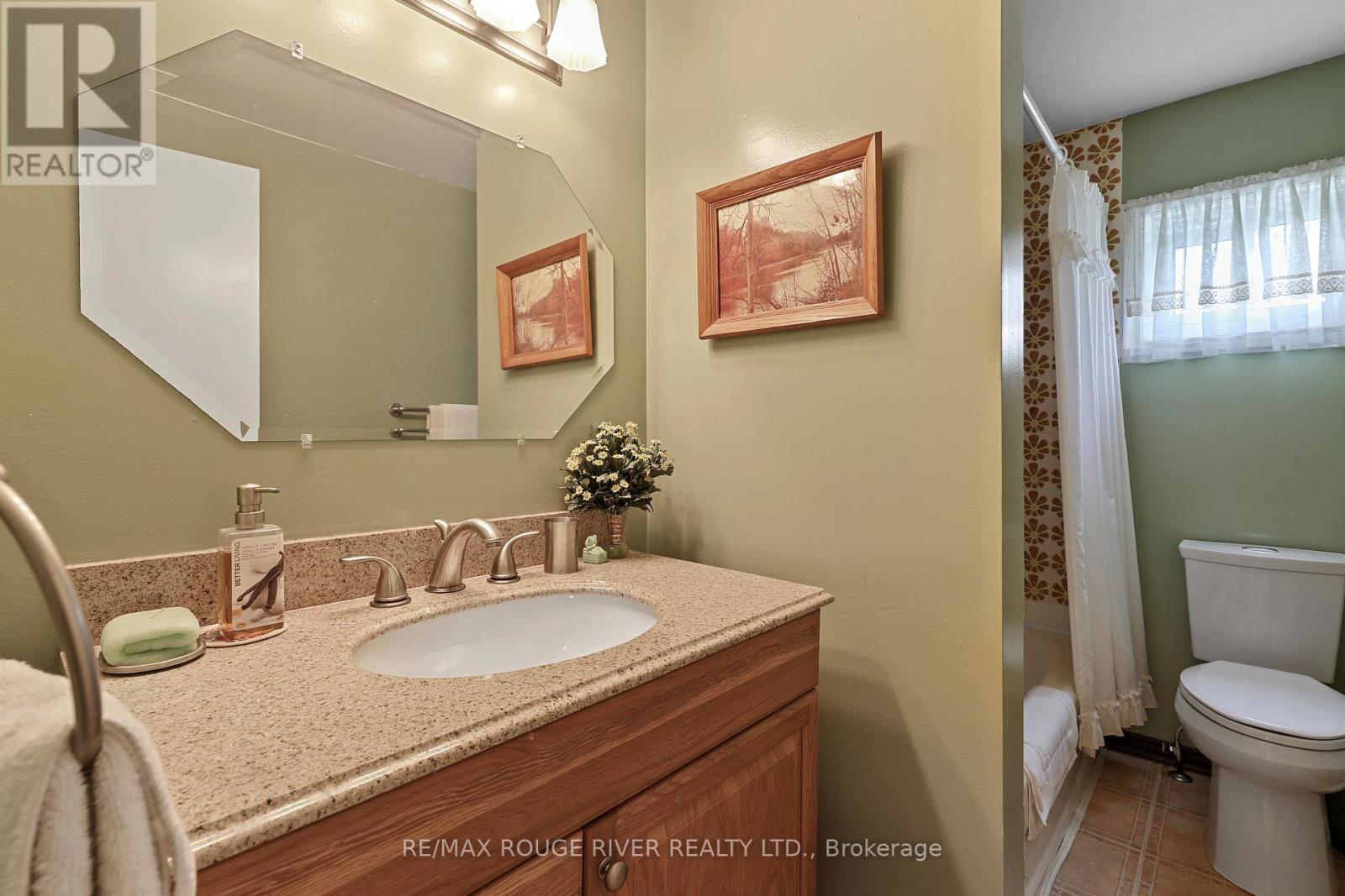 64 Burden Crescent, Ajax, Ontario  L1S 3T8 - Photo 26 - E13429864