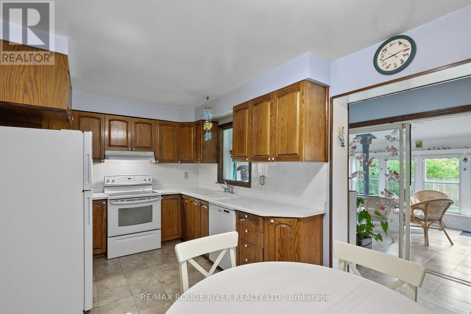 64 Burden Crescent, Ajax, Ontario  L1S 3T8 - Photo 3 - E13429864