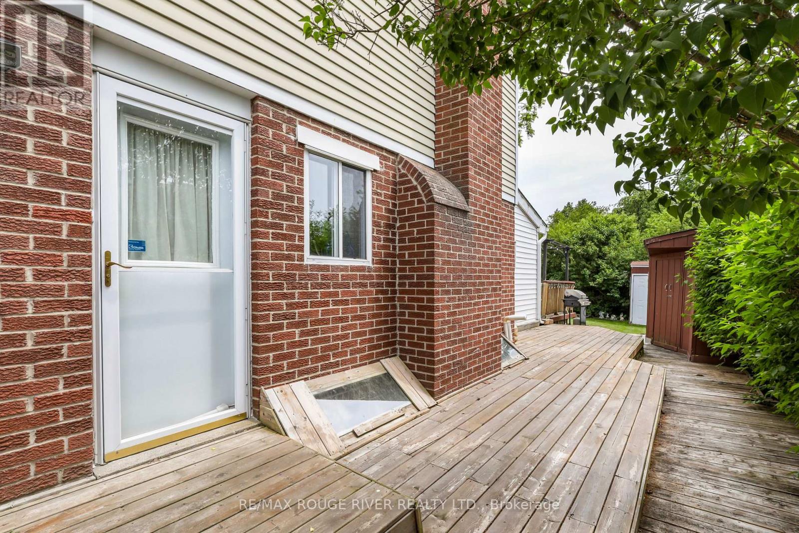64 Burden Crescent, Ajax, Ontario  L1S 3T8 - Photo 39 - E13429864