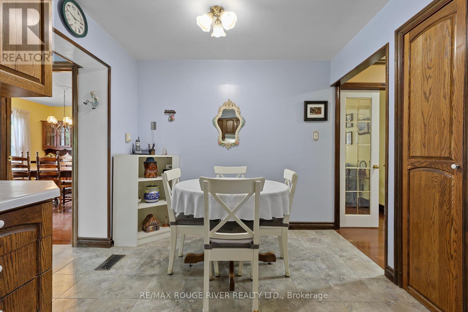 64 Burden Crescent, Ajax, Ontario  L1S 3T8 - Photo 6 - E13429864