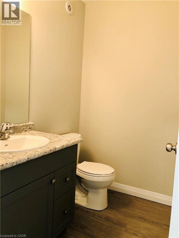 24 Morrison Road Unit# B2, Kitchener, Ontario  N2A 2W7 - Photo 3 - 40837846