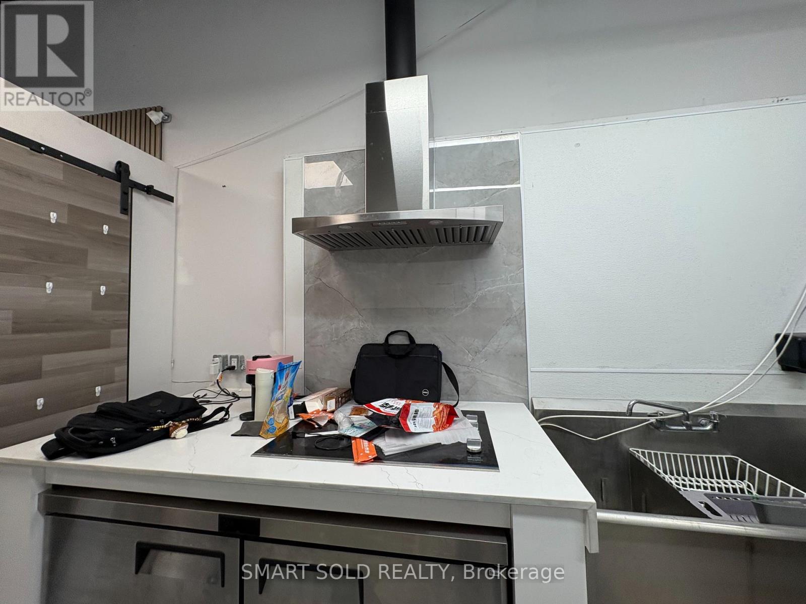 13 - 7181 Yonge Street, Markham, Ontario  L3T 0C7 - Photo 3 - N13429742