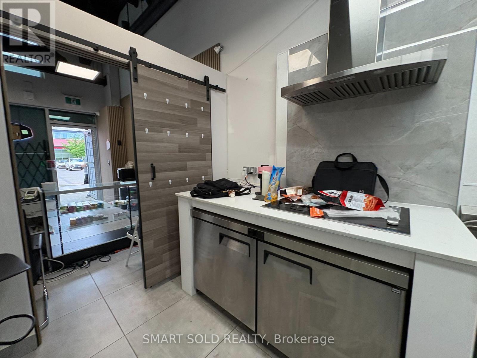 13 - 7181 Yonge Street, Markham, Ontario  L3T 0C7 - Photo 4 - N13429742