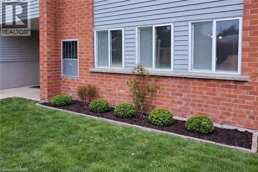 500 Westmount Road W Unit# 103, Kitchener, Ontario  N2M 5M9 - Photo 4 - 40838074