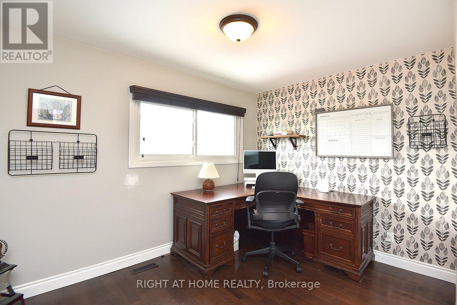 2451 Sinclair Circle, Burlington, Ontario  L7P 3K9 - Photo 37 - W13429872
