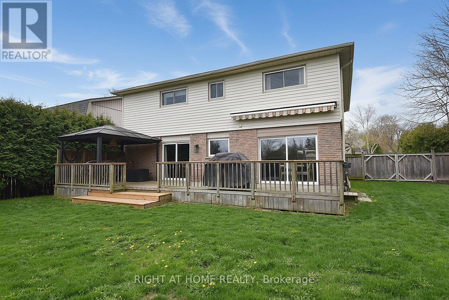 2451 Sinclair Circle, Burlington, Ontario  L7P 3K9 - Photo 6 - W13429872