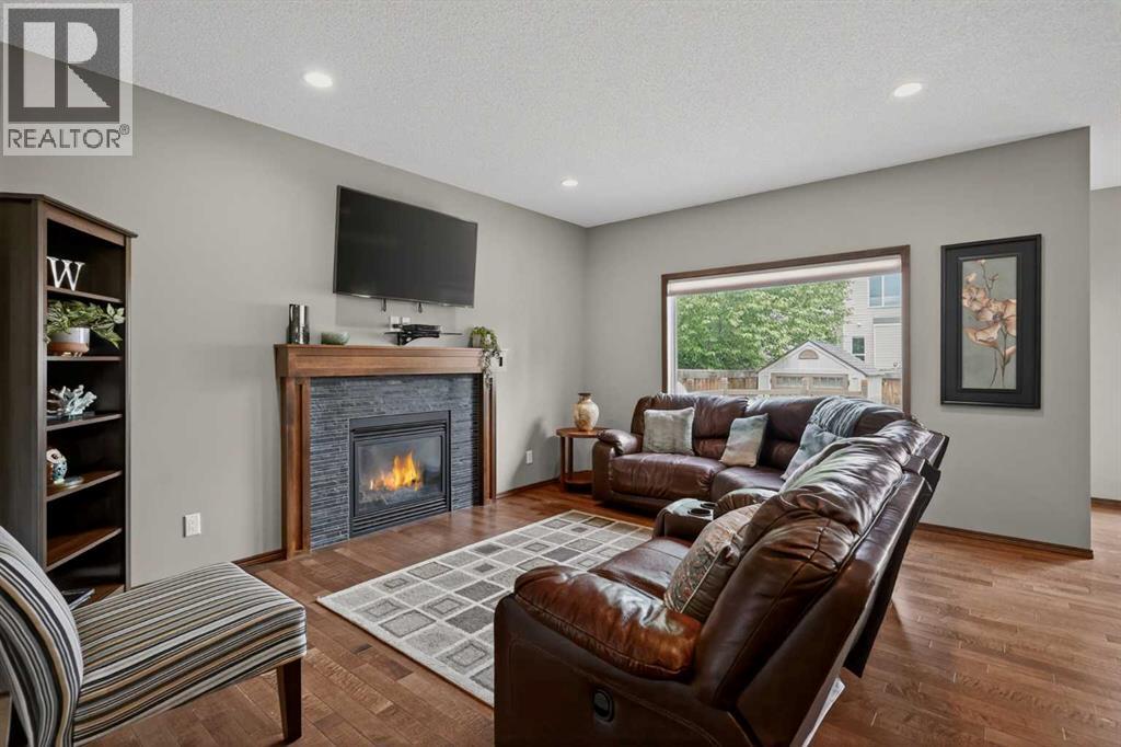 237 Brightonwoods Gardens SE, Calgary, Alberta  T2Z 0Y7 - Photo 4 - A2317395