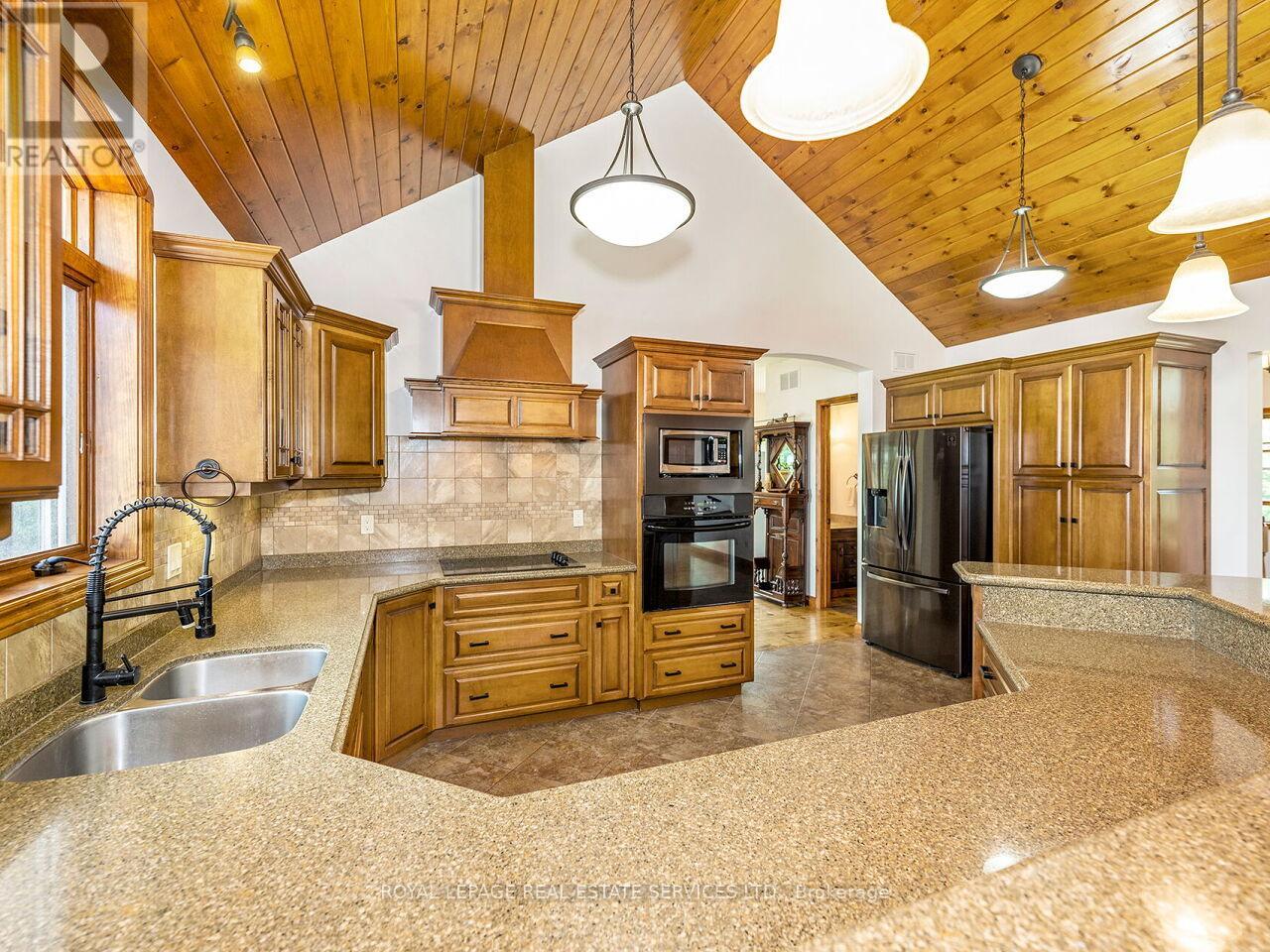 114 Islandview Lane, Chisholm, Ontario  P0H 1Z0 - Photo 11 - X13429890