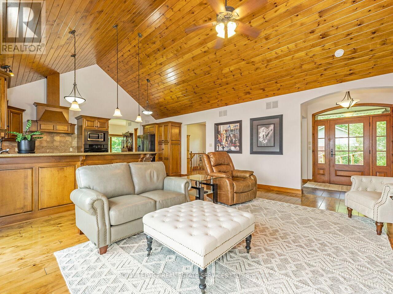 114 Islandview Lane, Chisholm, Ontario  P0H 1Z0 - Photo 7 - X13429890
